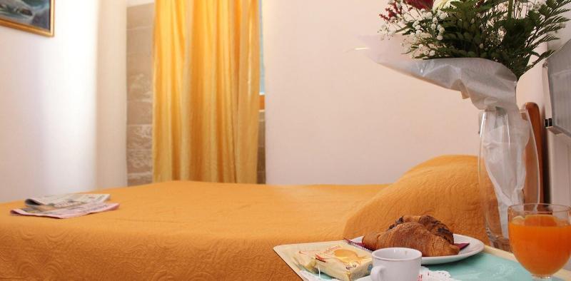 Hotel Punta San Francesco Vieste Ngoại thất bức ảnh