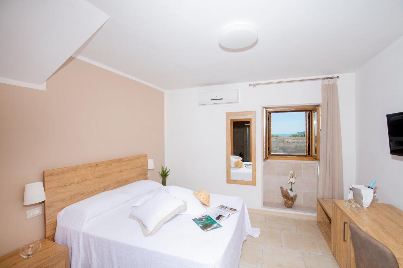 Hotel Punta San Francesco Vieste Ngoại thất bức ảnh