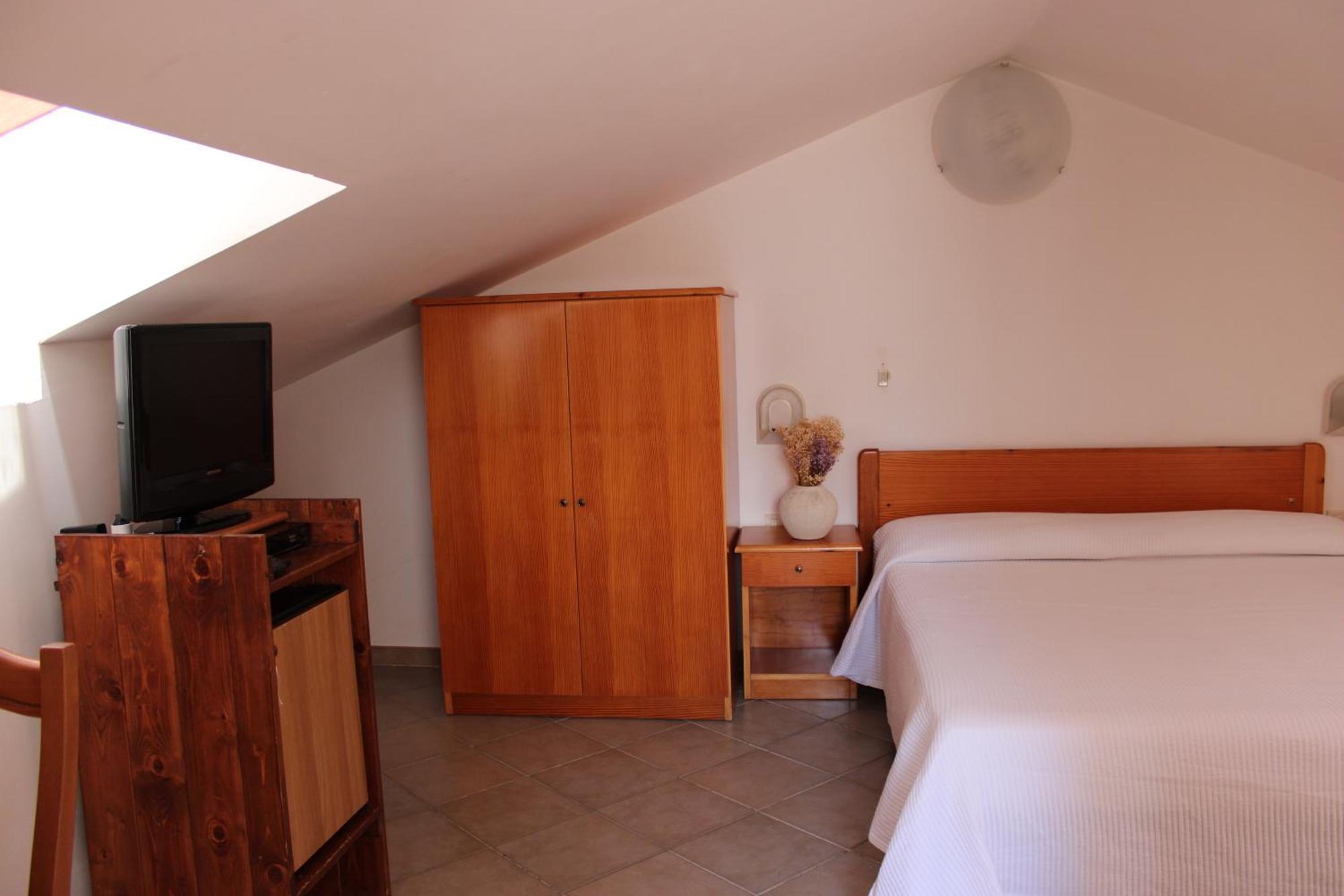 Hotel Punta San Francesco Vieste Ngoại thất bức ảnh
