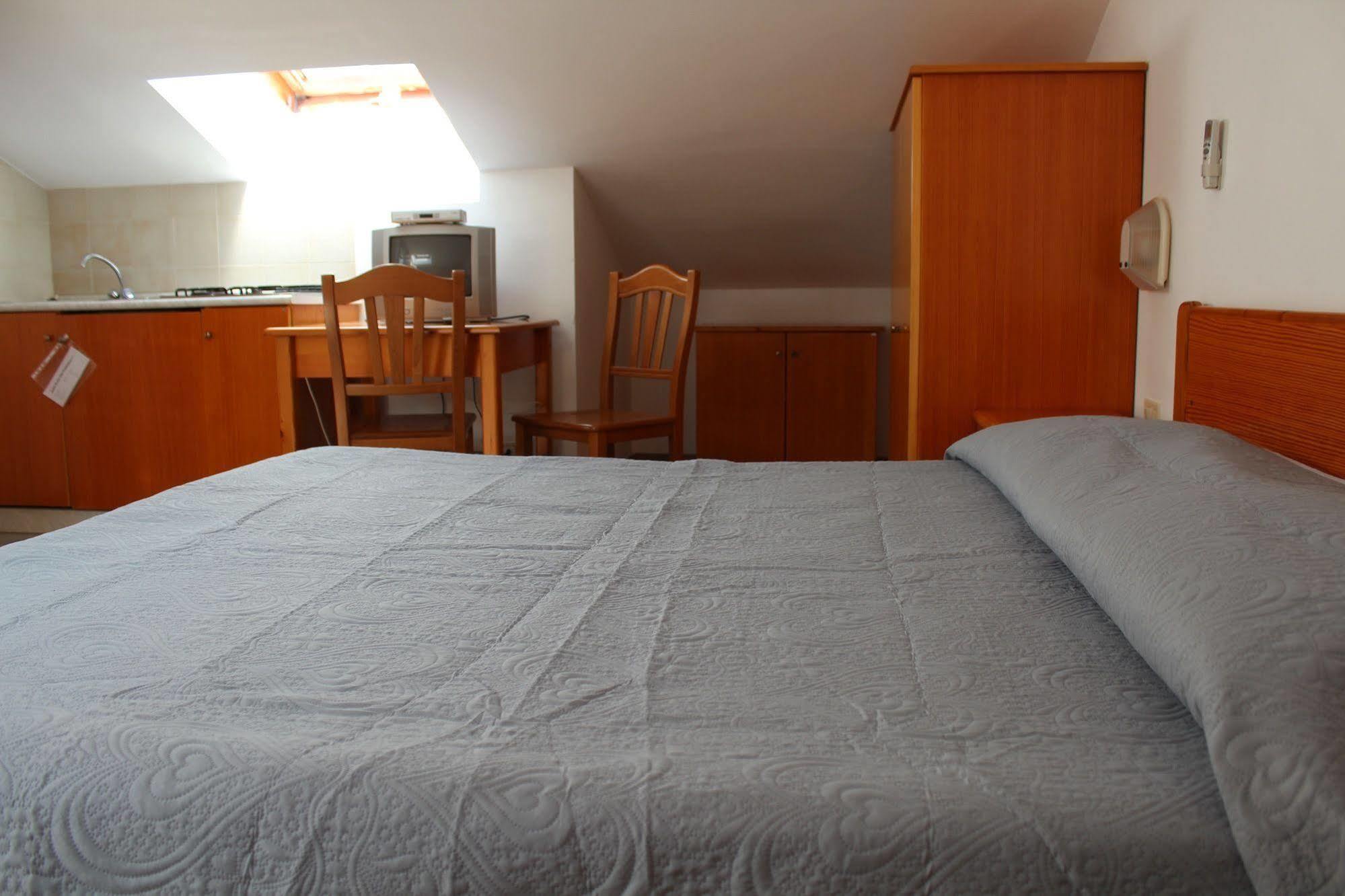Hotel Punta San Francesco Vieste Ngoại thất bức ảnh